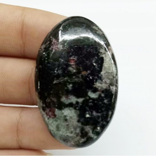 Eudialit ( Eudialyte ) Kabaşon